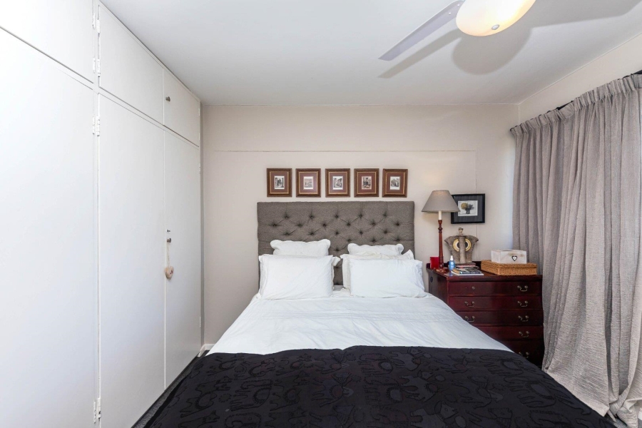 2 Bedroom Property for Sale in Green Point Western Cape